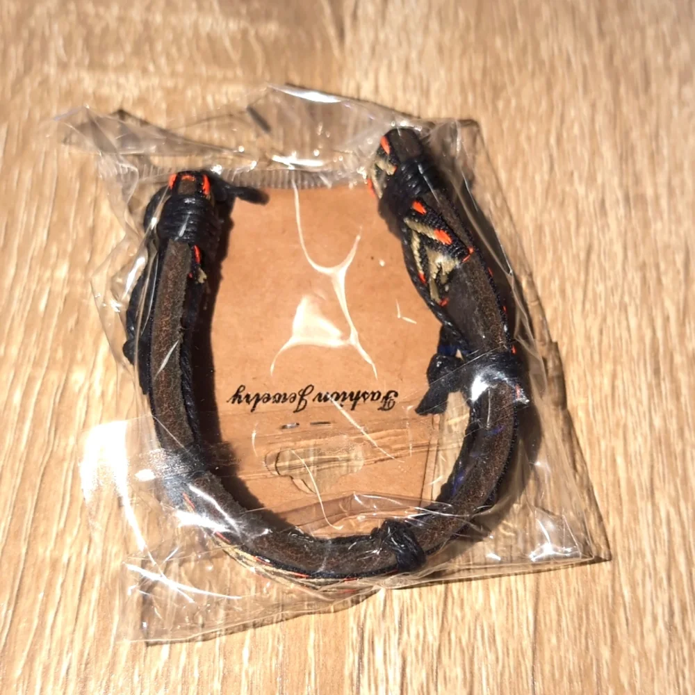 Bracelet - Picture 2 of 3